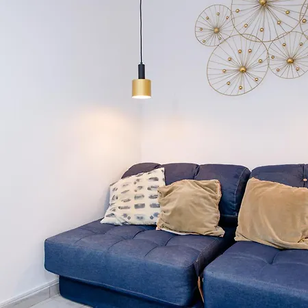 Апартаменти Principe Real Cozy Loft - By Astral Management